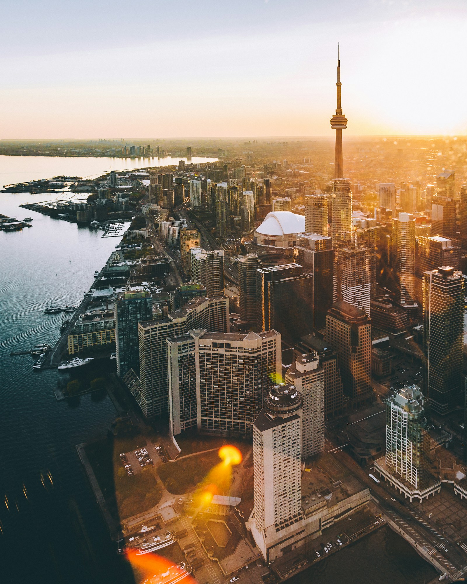 Toronto skyline with the CN Tower and waterfront